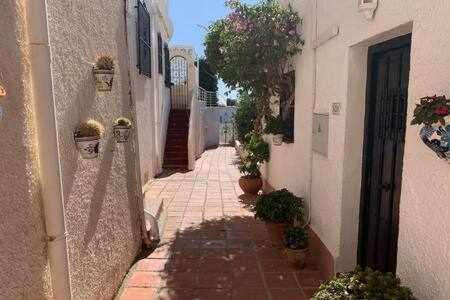 Casa Kaluel Adosado Blanco Villa Nerja Exterior photo